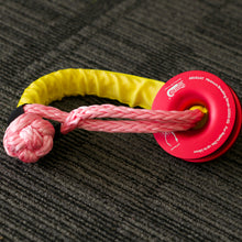 Load image into Gallery viewer, Winching Combo SSR16PK11R: 16000kg Pink 2pcs*Soft Shackles + 11000kg Winch Ring