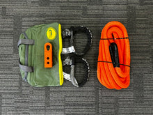 Load image into Gallery viewer, George4x4 Kinetic Rope Soft Shackle Kit
This kit includes

1pc*Kinetic Rope(Orange), 100% double braided Nylon

22mm*9m

Breaking Strength: 13300kg

2pcs*Soft Shackles (Grey), designed with Black eye, Australian made

Total length: 70cm

Breaking Strength: 19800kg 

1pc*Soft Shackle Hitch (SK+ Hitch)

WLL 5000kg, Breaking Strength: 20000kg

1pc*Carry Bag 