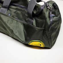 Load image into Gallery viewer, 4WD Recovery WinSnatching Kit (8pcs): 8T Snatch Strap + 14T Tree Trunk Protector + Soft Shackle + Snatch Ring + 2*Rated Shackles + Isolator + Bag + Gloves