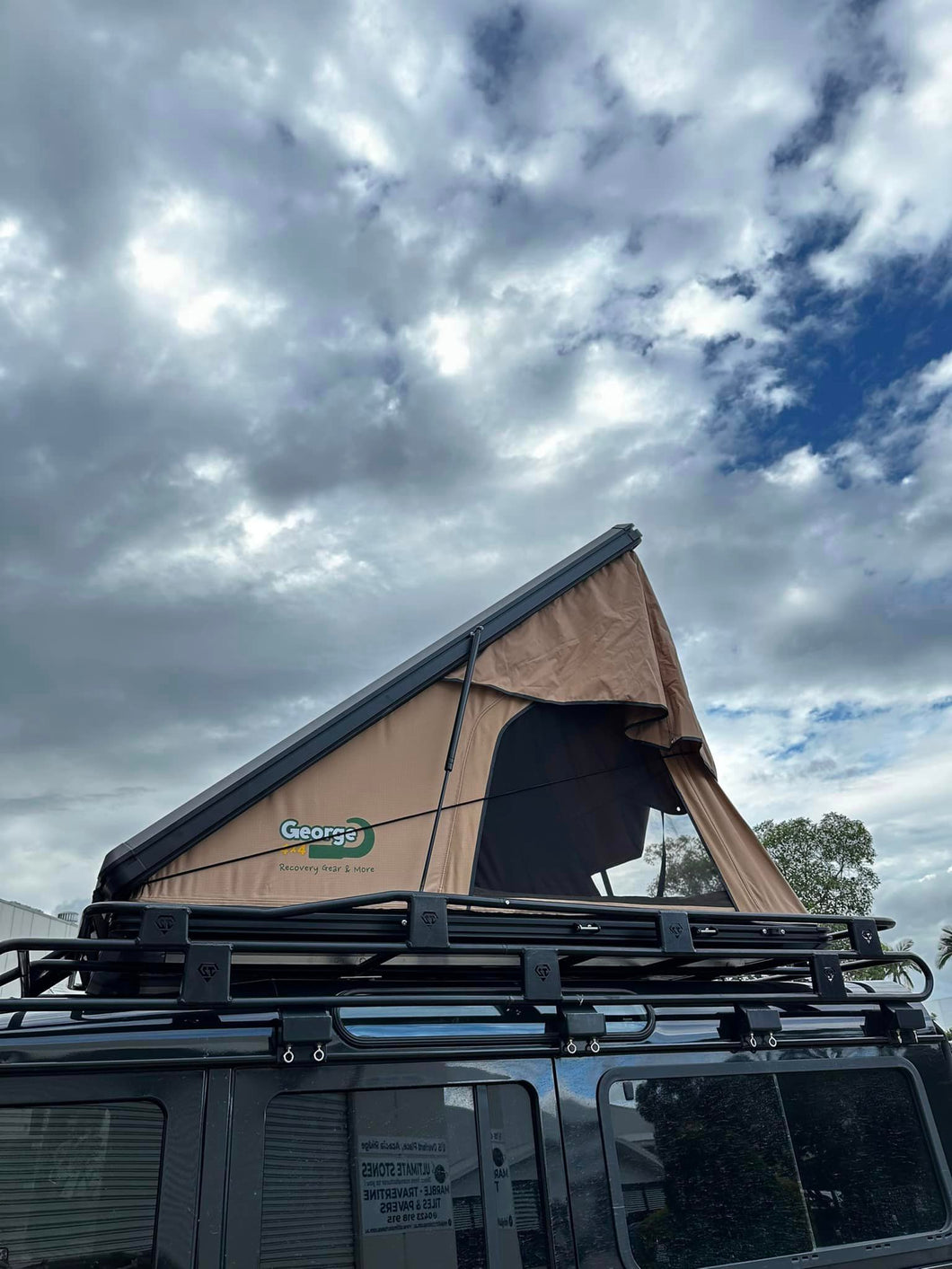 hard gear tent George4x4 Roof Top Tent Hard Top RTT-131 Quick Setup & Easy Use – George4x4 4WD Recovery Gear