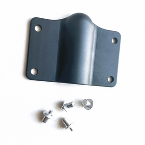 George4x4 Recovery Winch Shackle / G Link Protector Description: Designed by the George4x4 Team. Solid aluminium machined polished Perfectly Suits for Winch Shackle aka G Link Eliminating abrasions and scratches Features: This pack comes with 1pc Aluminium protector and 4 pins Classic Black