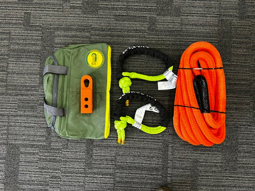 George4x4 Kinetic Rope Soft Shackle Kit
This kit includes

1pc*Kinetic Rope(Orange), 100% double braided Nylon

22mm*9m

Breaking Strength: 13300kg

2pcs*Soft Shackles (Green), designed with Black eye, Australian made

Total length: 70cm

Breaking Strength: 19800kg

1pc*Soft Shackle Hitch (SK+ Hitch)

WLL 5000kg, Breaking Strength: 20000kg

1pc*Carry Bag 