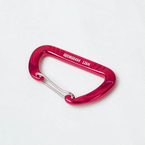 Aluminium Carabiner for Outdoor Activities This aluminium carabiner is made of 7075 aviation-grade material, lightweight, highly durable, and wear-resistant. 7075 aviation-grade aluminium. Wine red, Sapphire blue, Mineral grey 8x4.84cm/3.15x1.91in, 22g  This carabiner can be used for rock climbing, hammock clipping, yoga, backpack buckling, outdoor safety quick releases, keyring hanging, and keychain connecting.