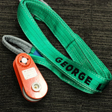 Load image into Gallery viewer, DSB24 GEN2 Dingo Snatch Block with Narrow Tree Trunk protector