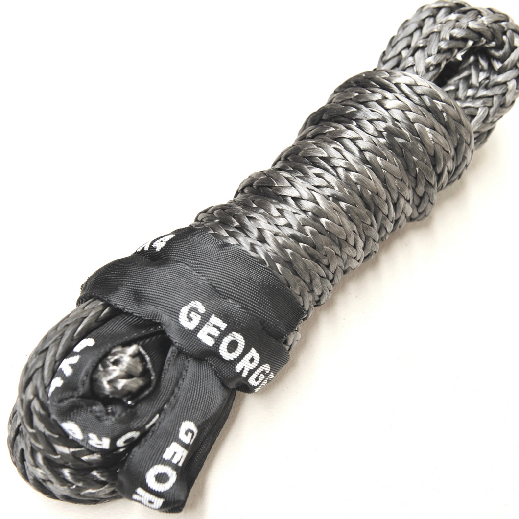 The George4x4 Towing Rope is made of a unique ultra-high molecular weight polyethylene material (UHMWPE), known as Dyneema/Spectra or high-modulus polyethylene (HMPE). High strength and low stretch.  UV resistant, waterproof and more durable Very light, can float in water Both ends have a soft loop and protective sleeves Static Rope Suitable for sailing, off-road towing Fitted for 4WD electric Winch, Hand Winch, Trailer Winch, Towing etc. 12mm, breaking strength 13200kg Australian made, tested