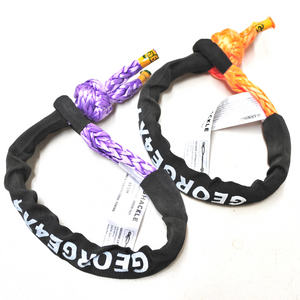 Soft Shackles are an alternative to traditional steel shackles and are made of Synthetic rope (well known as Dyneema/Spectra etc). They are Lighter, Stronger, and more flexible. Diamond knot Soft Shackle*2pcs Hand spliced in Australia, Tested by NATA-accredited lab Super lightweight, can float in water UV-resistant, waterproof and more durable Protective sleeve fitted Features:  11mm*65cm Breaking Strength: 15000kg