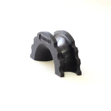 Load image into Gallery viewer, 4WD Recovery Steel Shackle Isolator Rated Shackle Protector George4x4