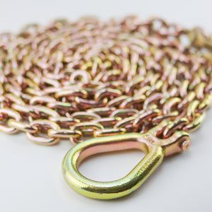 George4x4 drag chain is used for moving fallen timber and debris off the trail or other situations where heavy hauling is necessary over the group or rough surfaces, allowing a clear path for your 4WD. Not to be used in place of snatch strap for vehicle recovery.  Description:  Drag chain made with high steel alloy material, heat-treated, golden galv. Strictly tested in batch Every set comes in a blue box Features:  Size and length: 2.5m/3.8m/5m LC: 3800kg, Breaking 8000kg