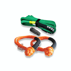 George4x4 Kinetic Rope Soft Shackle Kit  This kit includes (5 pcs total)  1pc*Kinetic Rope (Green), 100% double braided Nylon  thickness: 20mm  Length: 9m  Breaking Strength: 11000kg  2pcs*Soft Shackles (Orange button), designed with Black eye, Australian made  Length 65cm, 28-32 cm when closed as a shackle.  Breaking Strength: 18000kg    1pc*Soft Shackle Hitch (SK Hitch in Matte Black)  WLL: 5000kg, Minimum Breaking strength: 20000kg  1pc*Carry Bag 