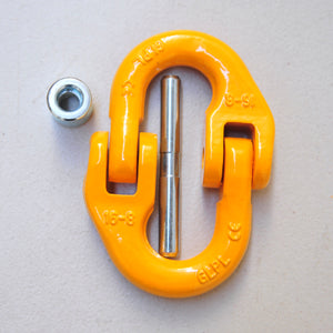 A hammerlock, a link that connects chains to other fittings when the chain link is too small. Made of high-quality alloy steel, drop forged and heat-treated for strength and flexibility. Easy to assemble and disassemble, often used to connect winch hooks to steel cable/synthetic winch rope. Consist of two separate body pieces, a tapered shaft, and a sleeve Size: 16mm WLL: 8.0ton BS: 24.0ton Grade: 80 (T8) Test certificate supplied upon request 