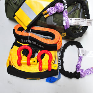 4WD Recovery kit 8pcs: 11000kg Snatch Strap +2*Steel Rated Shackles + Equaliser Strap + 2*15000kg Soft Shackles + Damper + Carry Bag