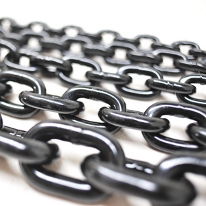 Grade 80 Lifting Chain, Alloy Steel T8, Black Coating. Rigging gear