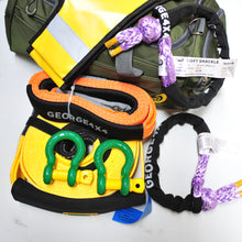 Load image into Gallery viewer, 4WD Recovery kit 8pcs: 11000kg Snatch Strap +2*Steel Rated Shackles + Equaliser Strap + 2*15000kg Soft Shackles + Damper + Carry Bag