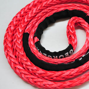 George4x4 Bridle Rope is constructed of a unique ultra-high molecular weight polyethylene material(UHMWPE), also known as Dyneema/Spectra. It is extremely high-strength and low-stretch. Description:  UV resistant, waterproof and more durable Very light, can float in water Both ends have protective sleeves and one sliding sleeve on the middle Australian-made, Australian tested Features:  14mm, rated 18000kg Visible colour-red