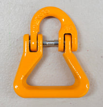 Load image into Gallery viewer, A hammerlock, a link that connects chains to other fittings when the chain link is too small. Made of high-quality alloy steel, drop forged and heat-treated for strength and flexibility. Easy to assemble and disassemble, often used to connect winch hooks to steel cable/synthetic winch rope. Consist of two separate body pieces, a tapered shaft, and a sleeve. Size: 6mm WLL: 1.12ton BS: 4.48ton (4 times of WLL) Grade: 80 (T8) Made from Quality Alloy steel Drop forged and heat treated