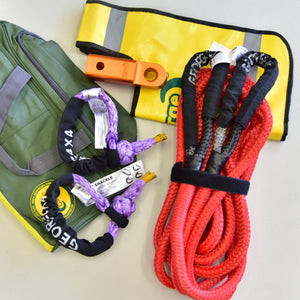 4WD Recovery kit: Kinetic Rope 5000kg + 2*Soft Shackles + Soft Shackle Hitch (SK) + Safety Blanket + Bag +/- Bridle Rope 9500kg