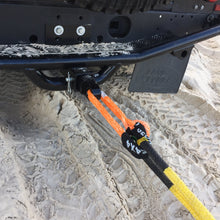 Load image into Gallery viewer, George4x4 Kinetic Rope Soft Shackle Kit  This kit includes (5 pcs total)  1pc*Kinetic Rope (Green), 100% double braided Nylon  thickness: 20mm  Length: 9m  Breaking Strength: 11000kg  2pcs*Soft Shackles (Orange button), designed with Black eye, Australian made  Length 65cm, 28-32 cm when closed as a shackle.  Breaking Strength: 18000kg    1pc*Soft Shackle Hitch (SK Hitch in Matte Black)  WLL: 5000kg, Minimum Breaking strength: 20000kg  1pc*Carry Bag 